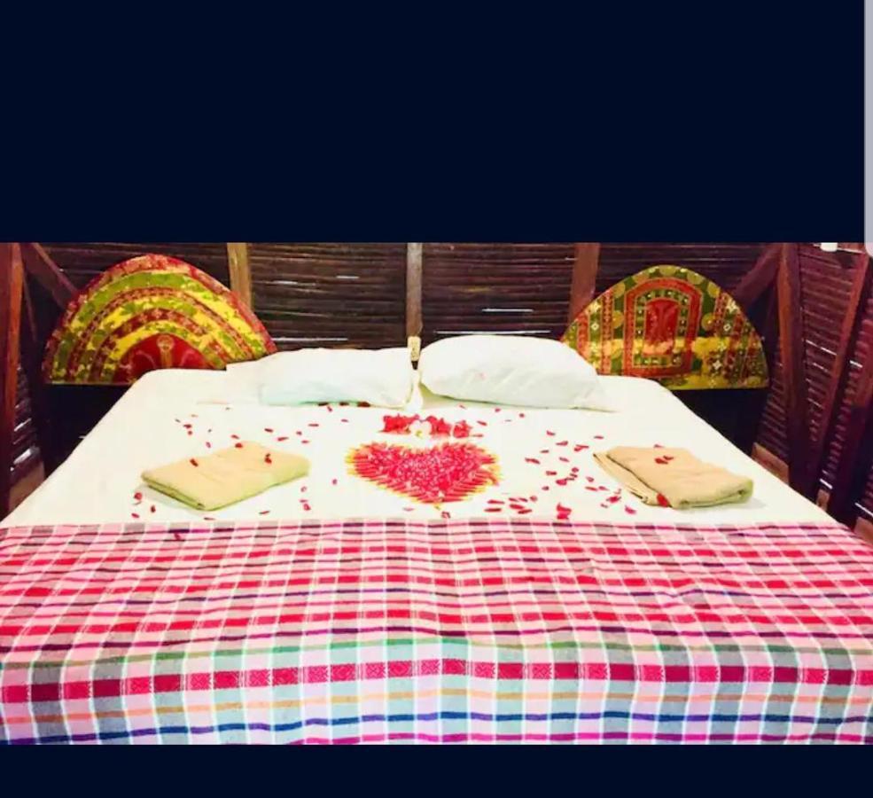 Hotel La Casa Rosada Lívingston Екстериор снимка