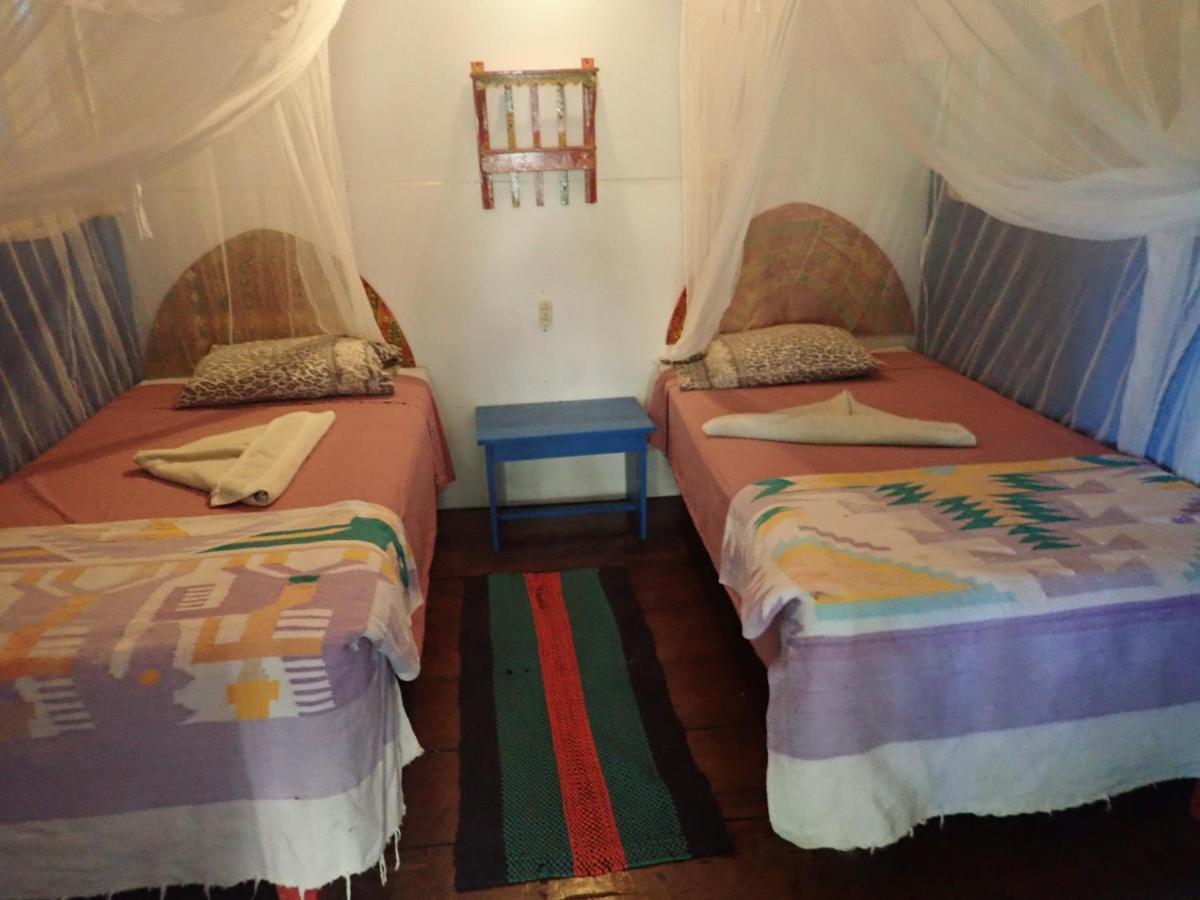 Hotel La Casa Rosada Lívingston Екстериор снимка